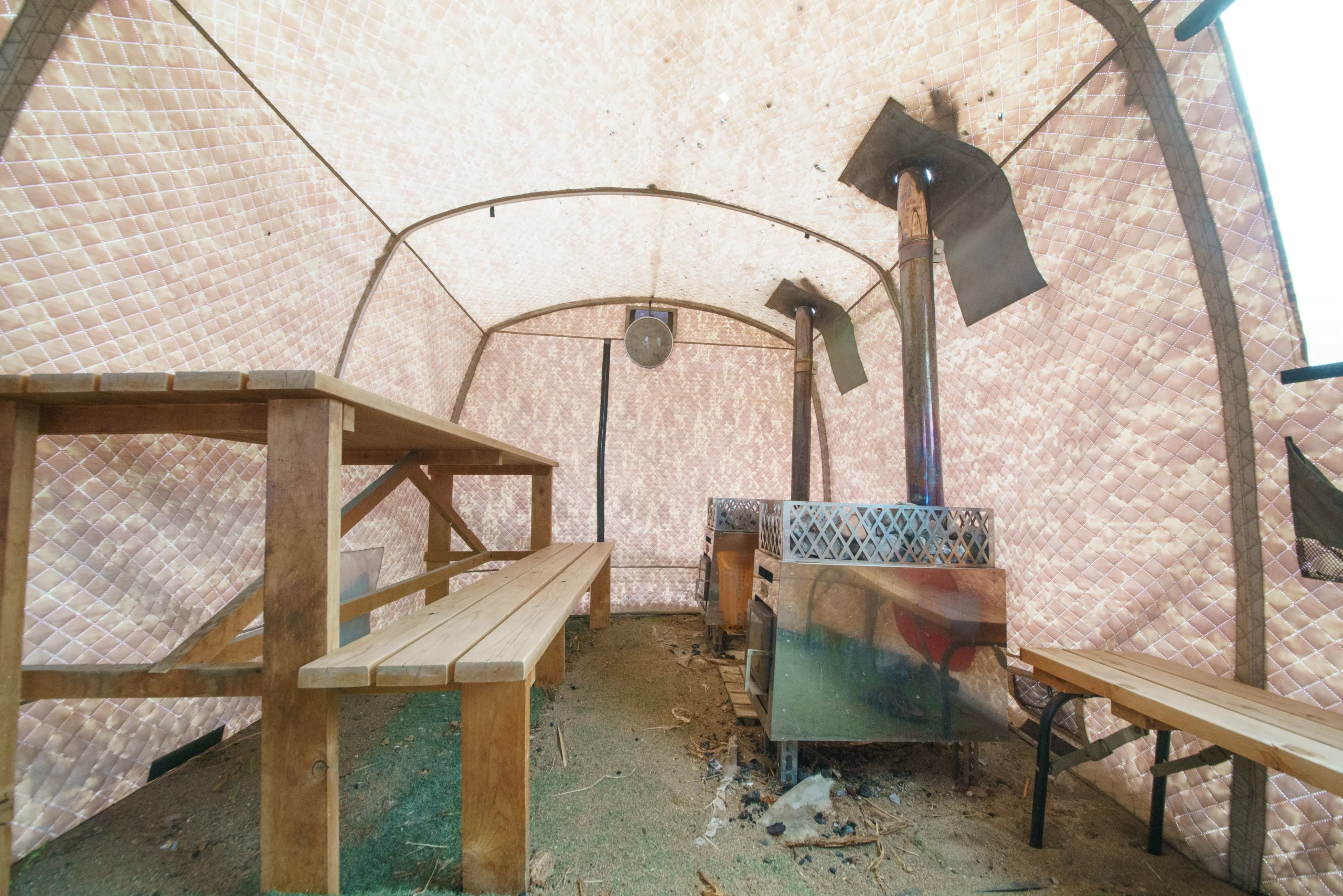 広いテントサウナ