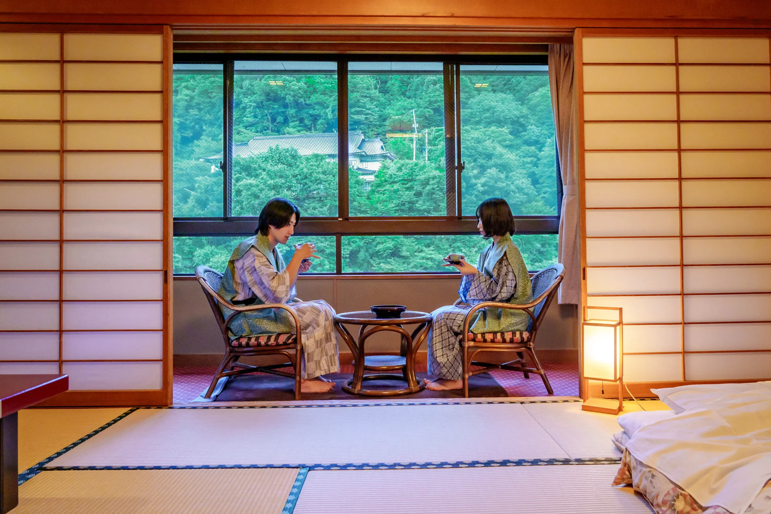 全室から見える渓谷美