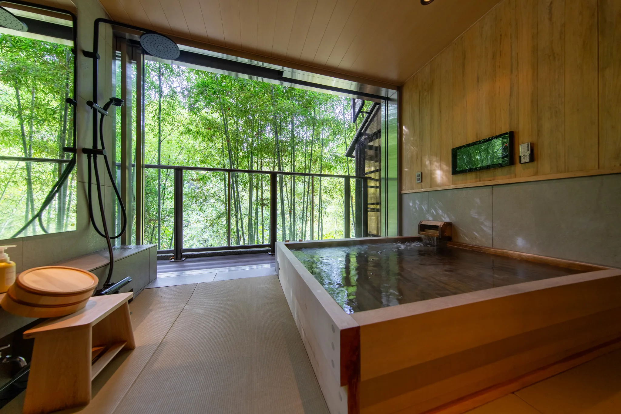 半露天風呂付スイートルーム