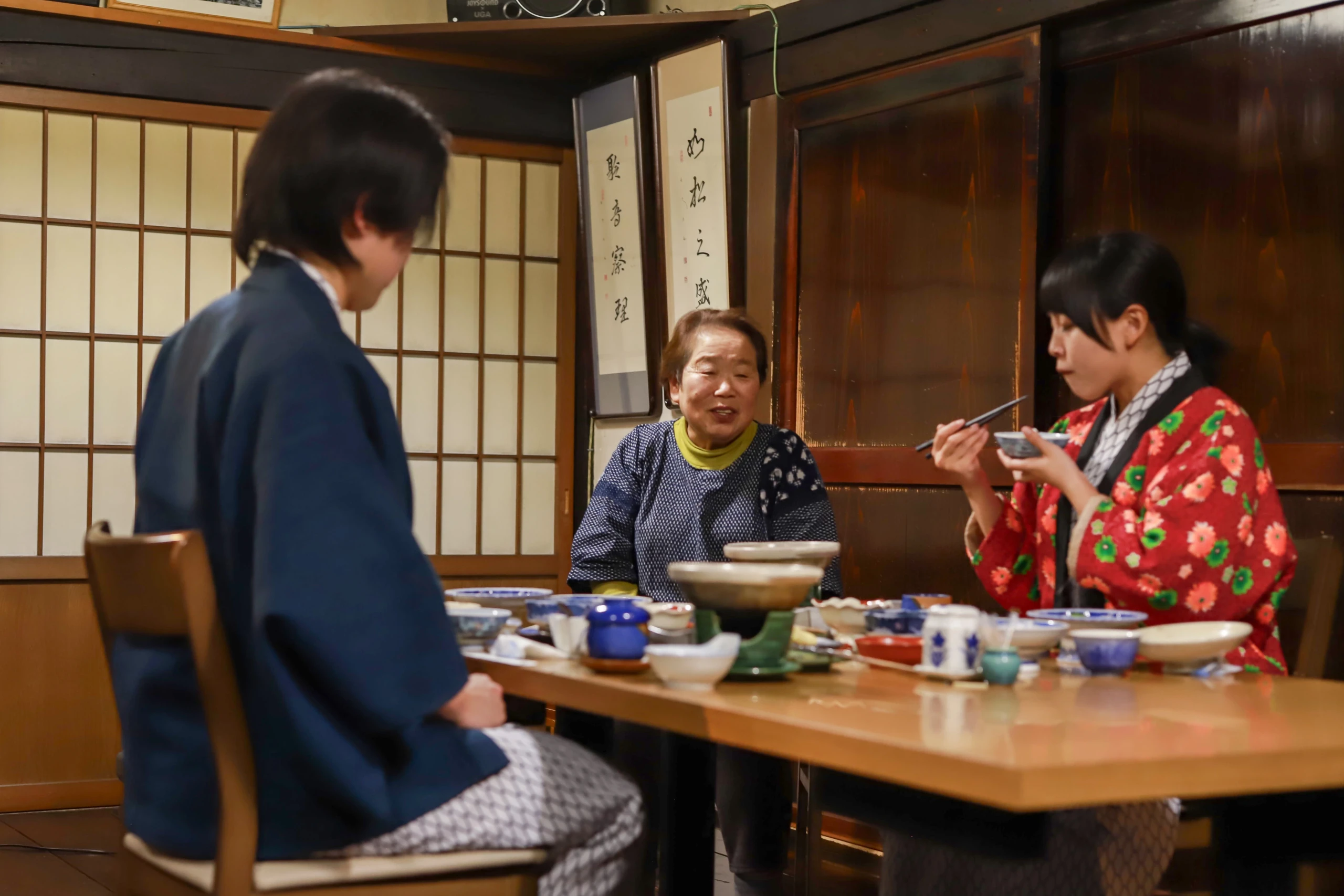 名物女将の浅沼喜恵子さん