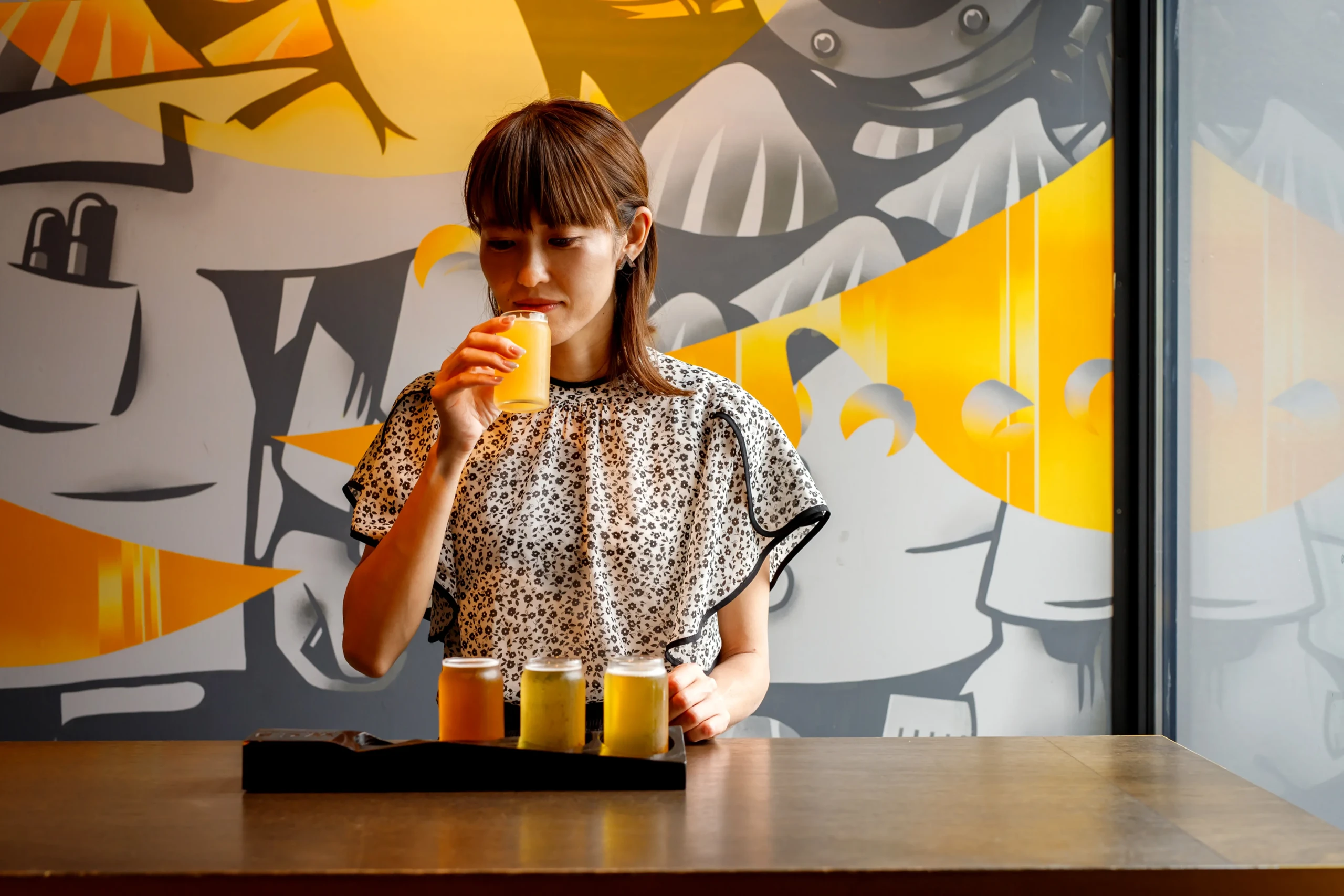 The Villa & Barrel Lounge
