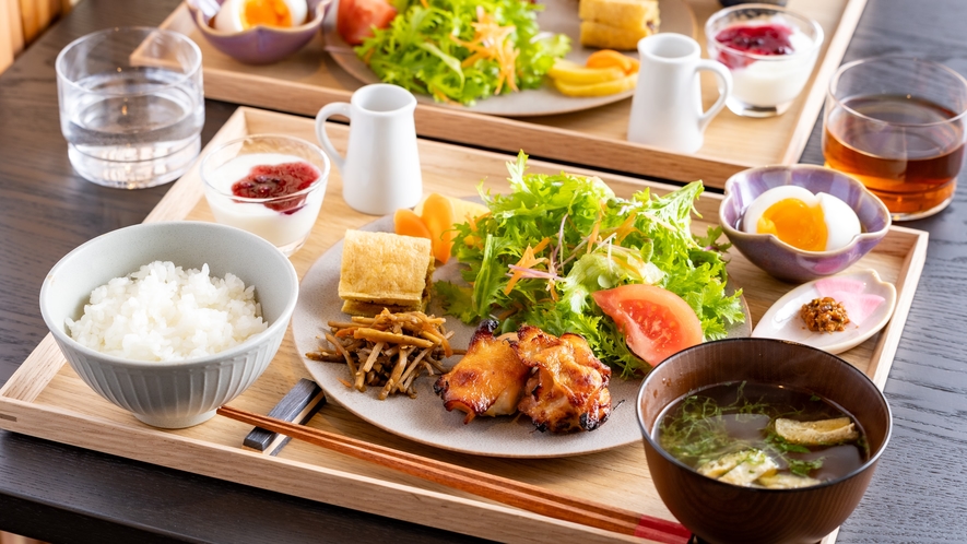 朝食