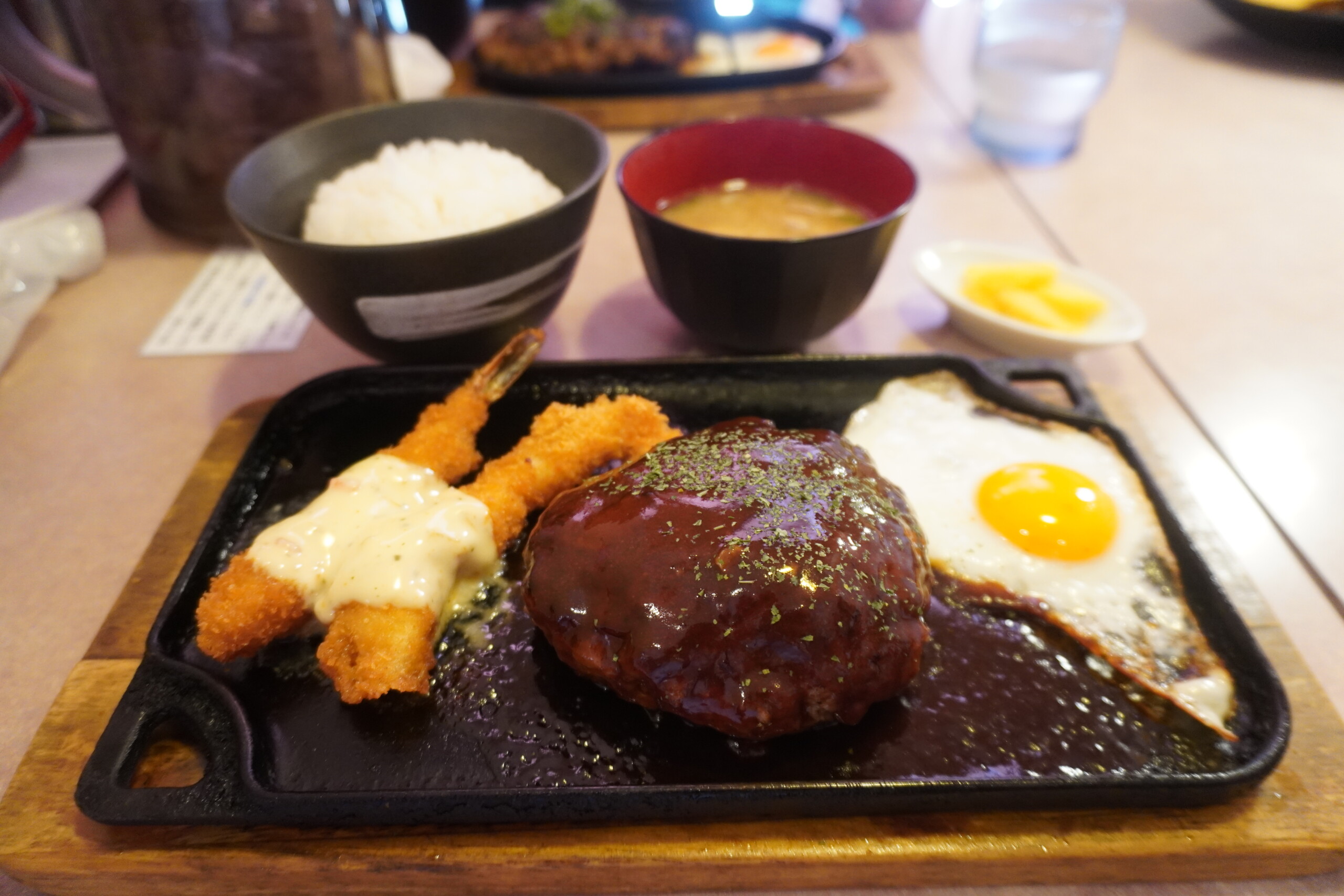 レストラン＆カフェ ライラック