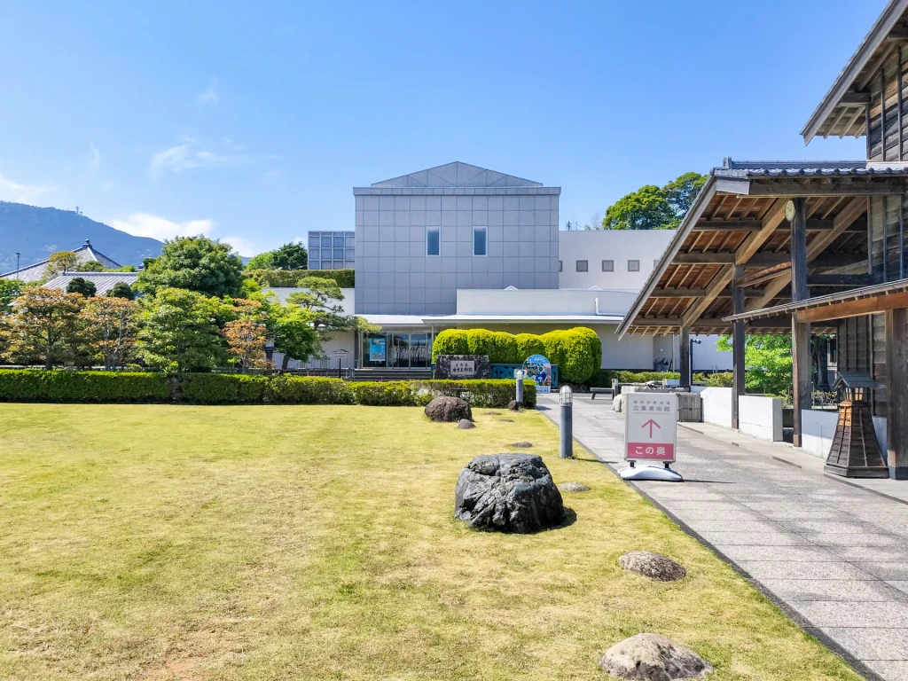 東海道広重美術館