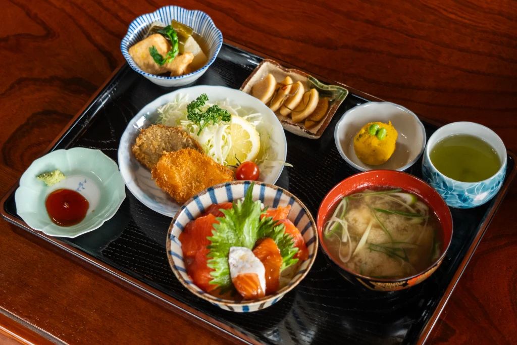 お食事どころ みつばつつじの家