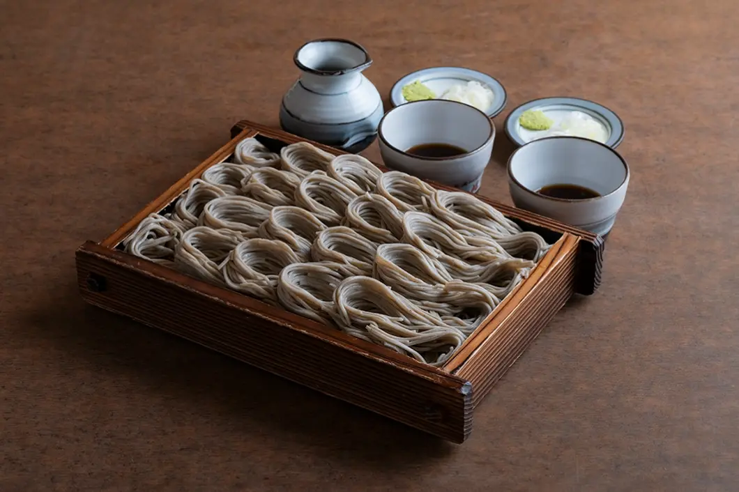 十日町小嶋屋的片木盒蕎麥麵