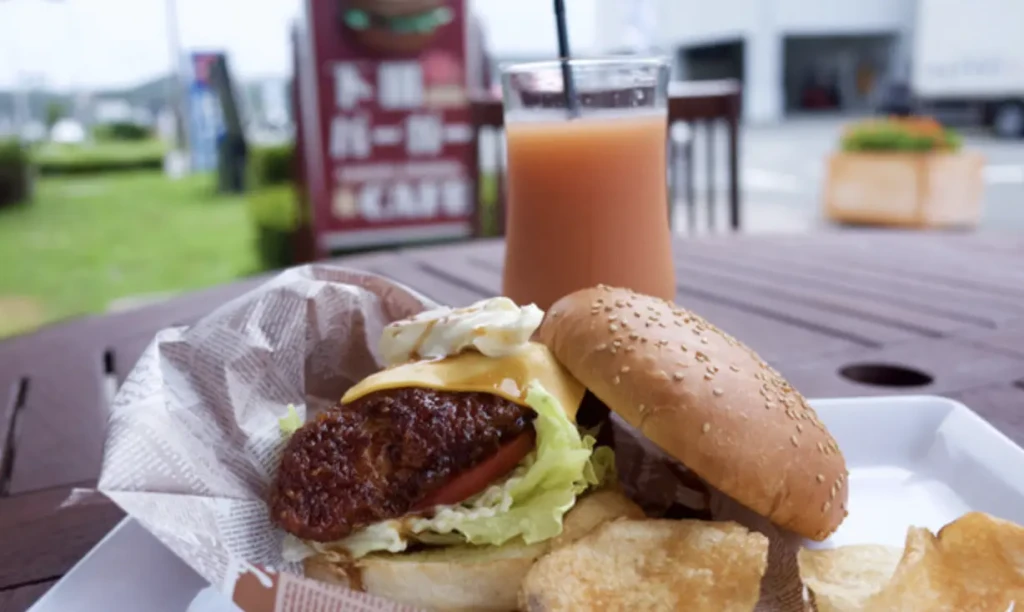 Cafe & Hamburger Ra-maru